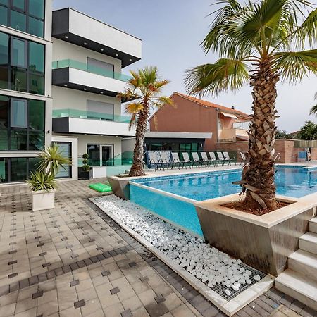 Boutique Apartments Blitz 比比涅 外观 照片