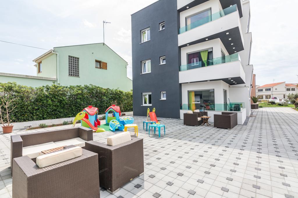 Boutique Apartments Blitz 比比涅 外观 照片