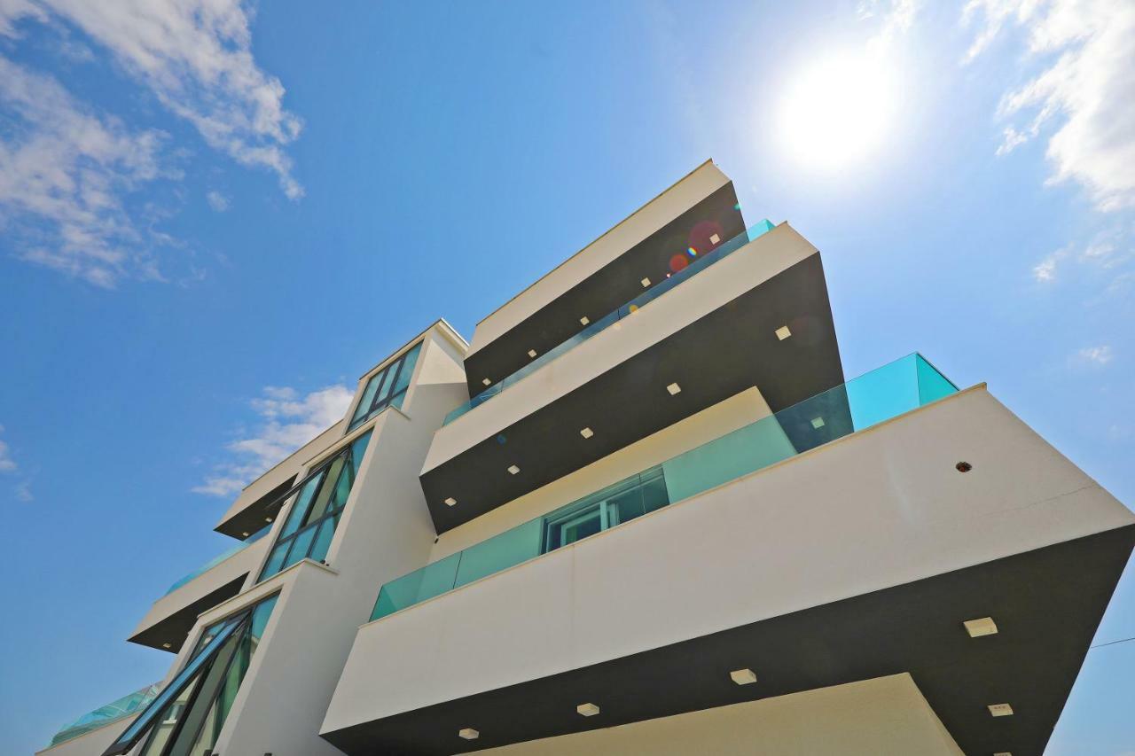 Boutique Apartments Blitz 比比涅 外观 照片